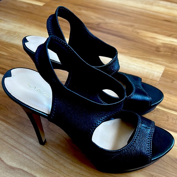 Via Spiga Designer Stilettos - Picture 2 of 6